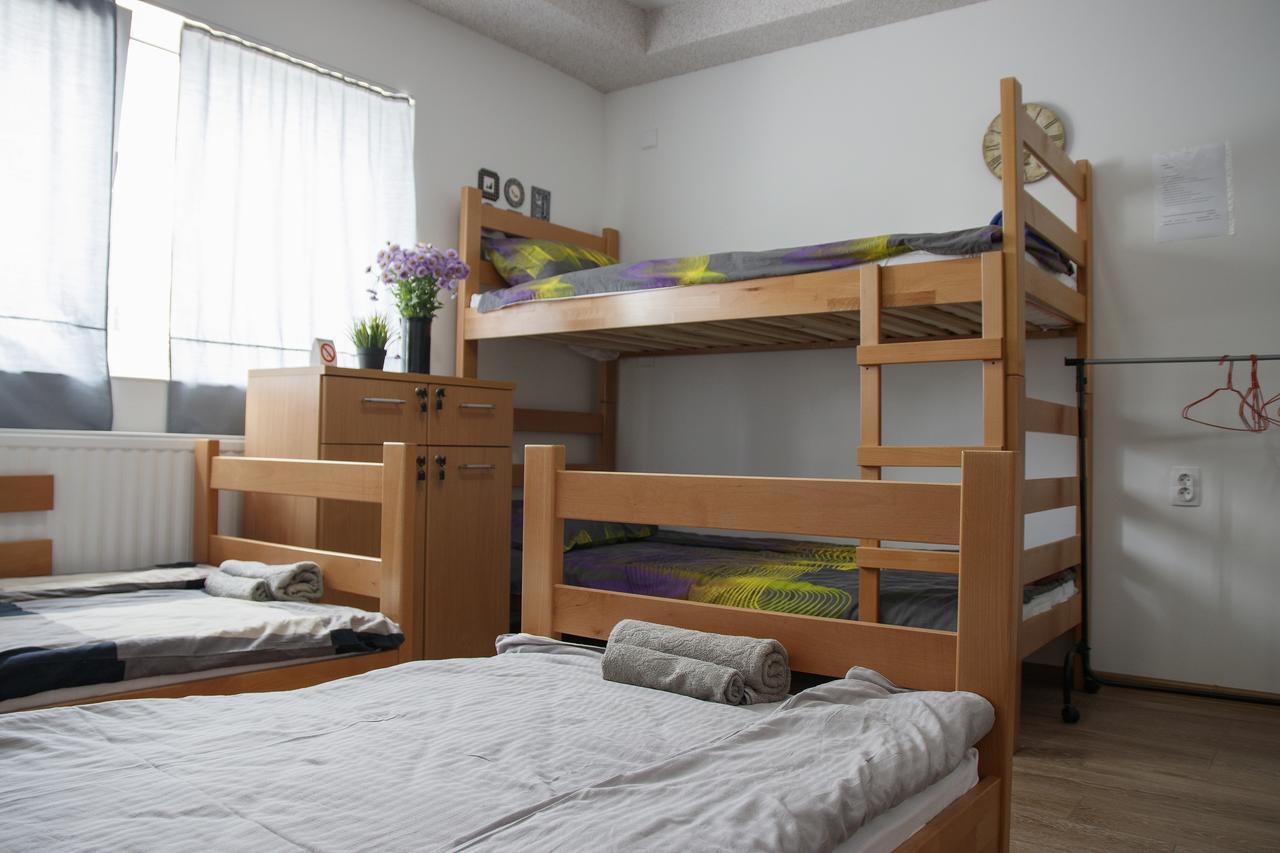 Guesthouse Night&Day Subotica Exteriör bild