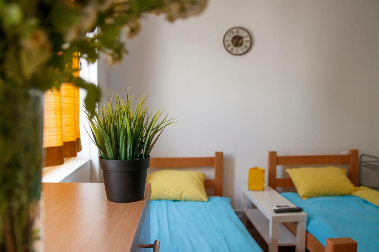 Guesthouse Night&Day Subotica Exteriör bild